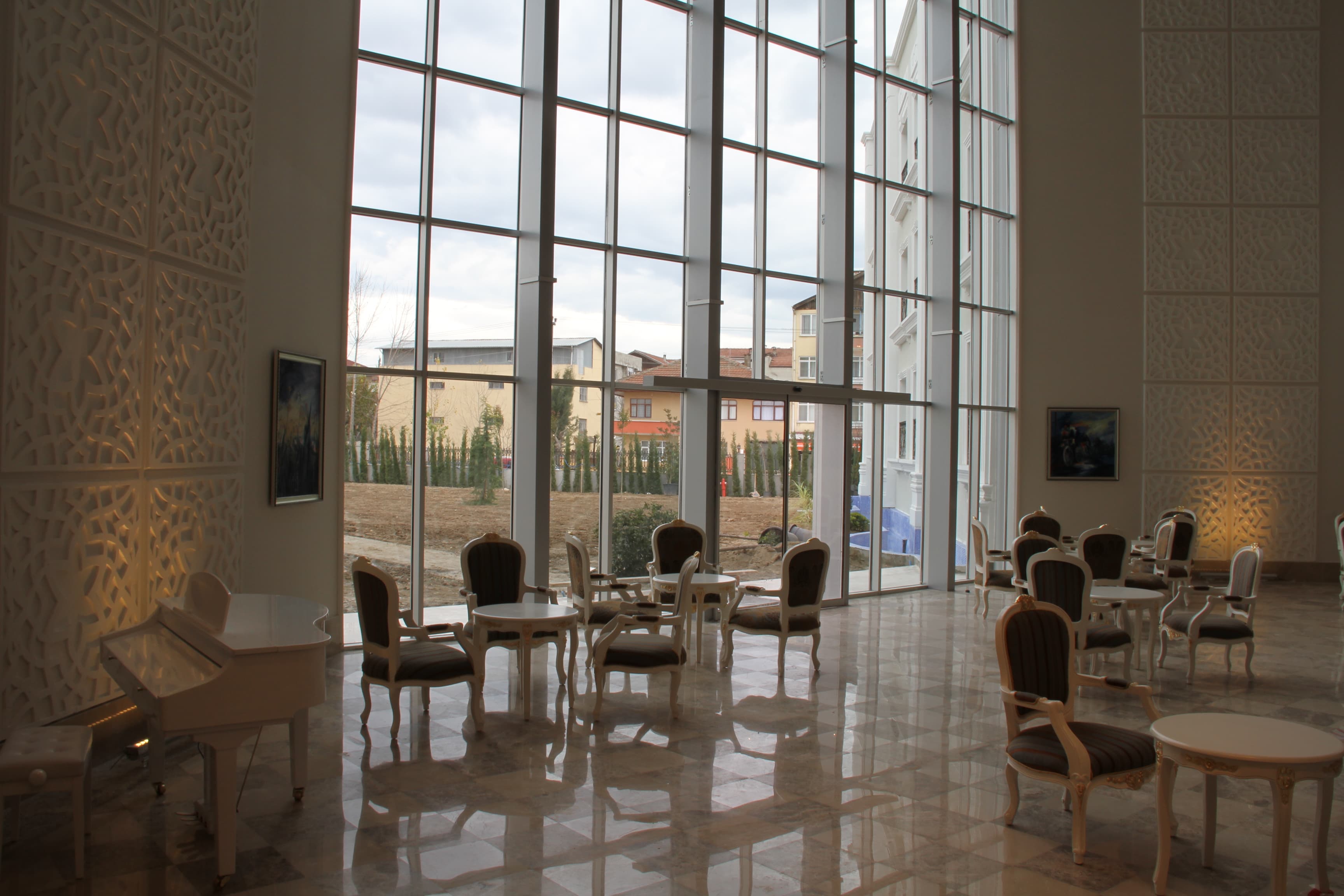 Elmas Otel