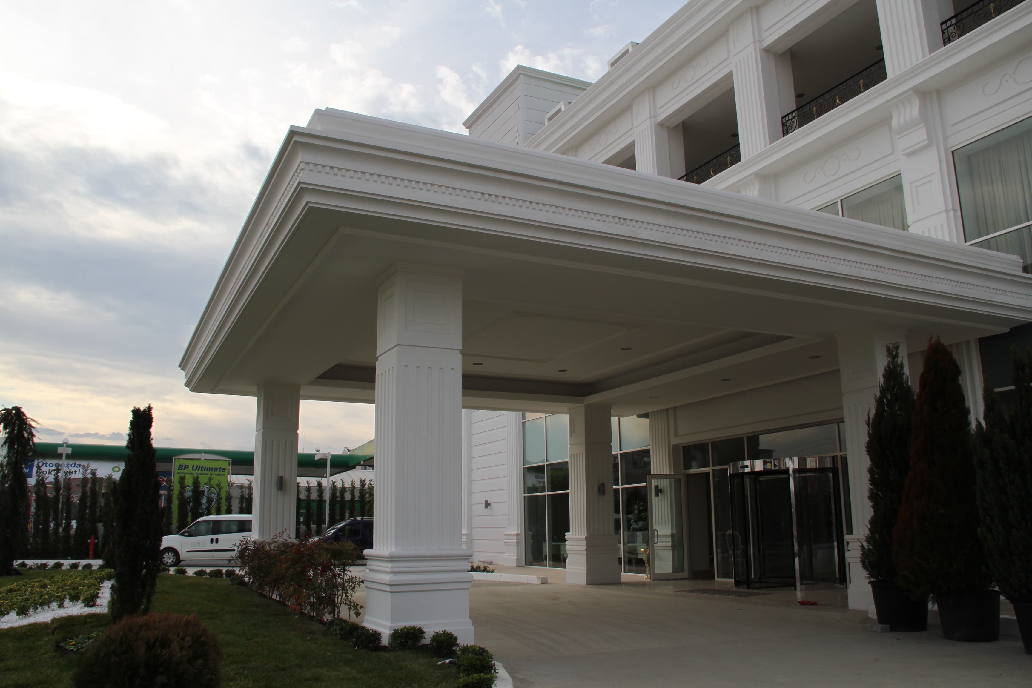 Elmas Otel