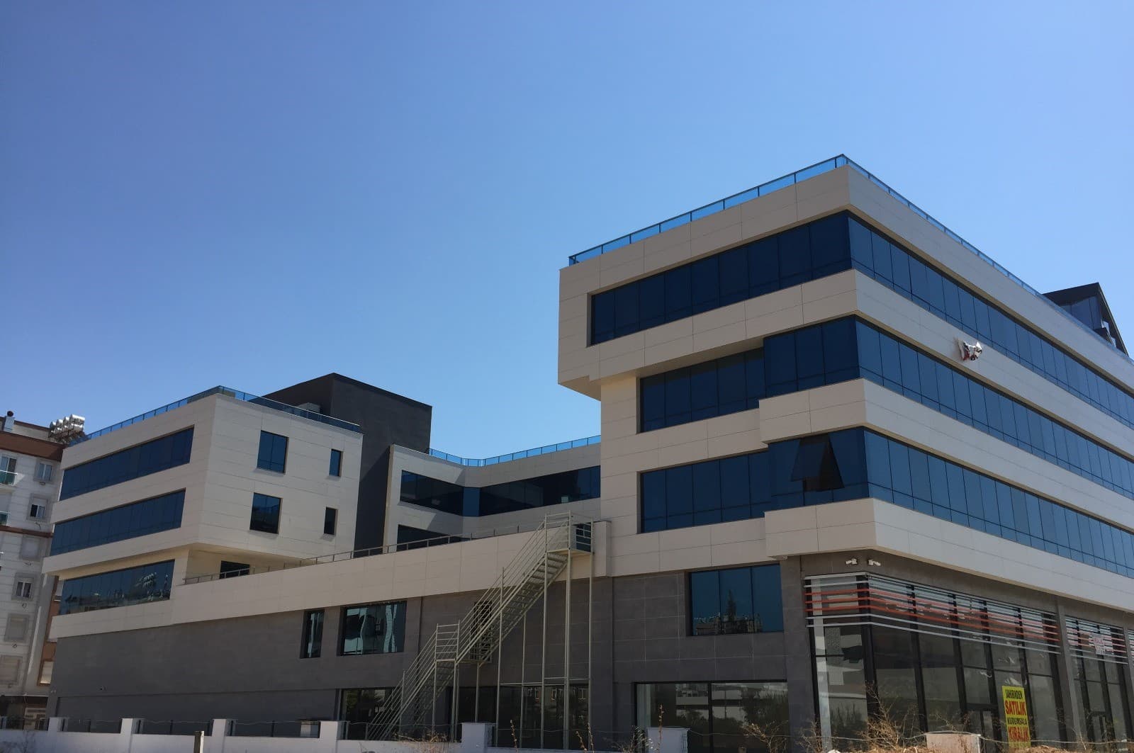 Çamlılar Plaza