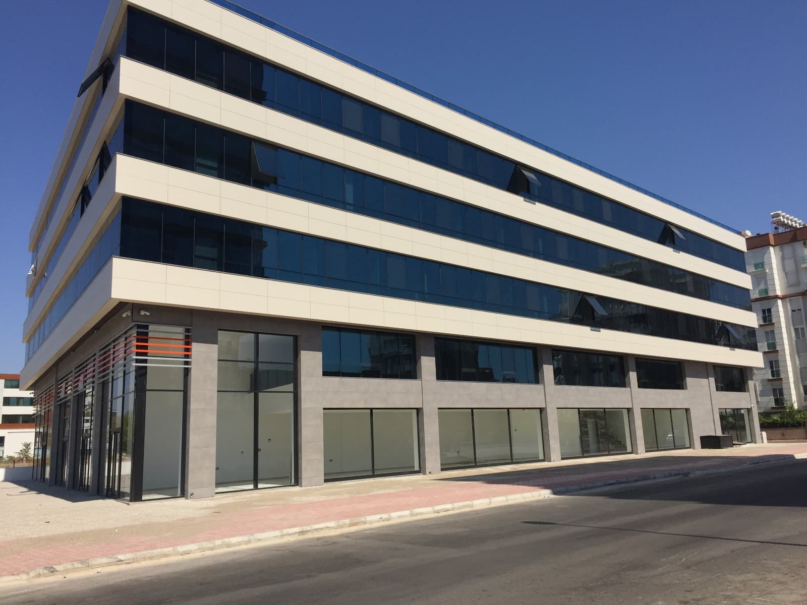 Çamlılar Plaza